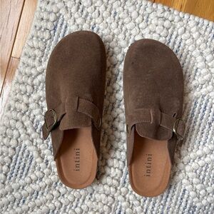 Brown Suede Birkenstock-like Slip-On Clogs